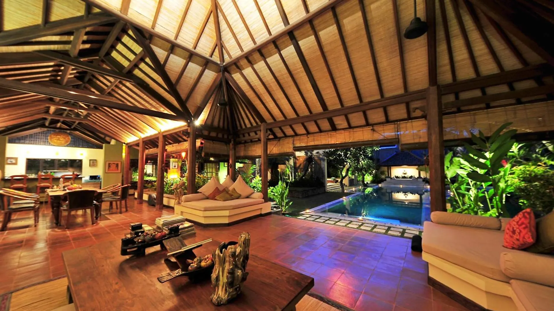 Villa Mata Budha Seminyak  Seminyak (Bali)