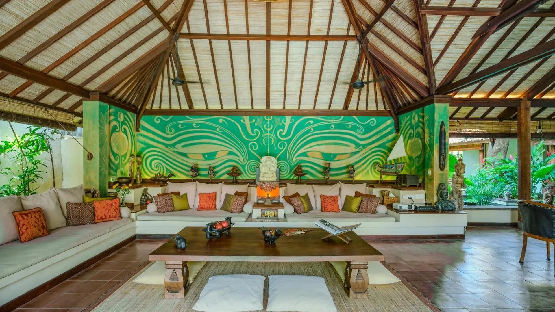 Villa Mata Budha Seminyak Indonesia